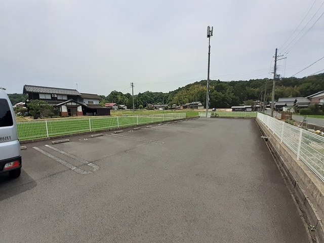 14/20 駐車場