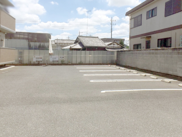 3/10 駐車場