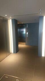 15/15 エントランス