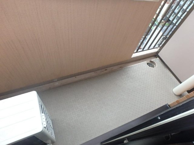 8/11 バルコニー