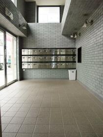 3/3 エントランス