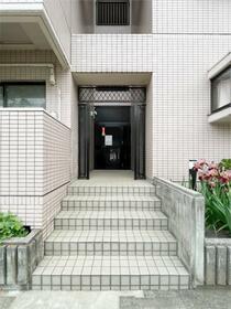 2/2 エントランス