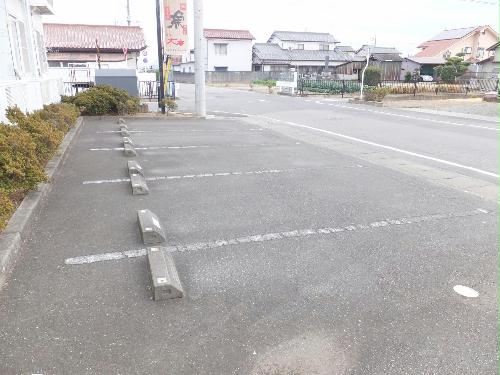14/22 駐車場