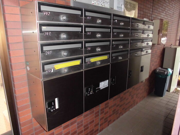 19/20 エントランス