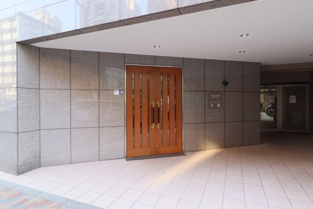 20/24 エントランス