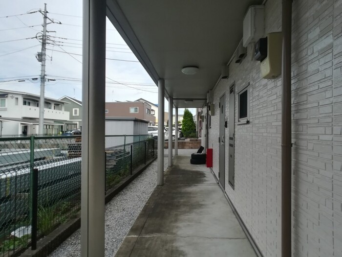 18/26 エントランス