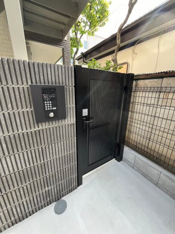 2/8 エントランス