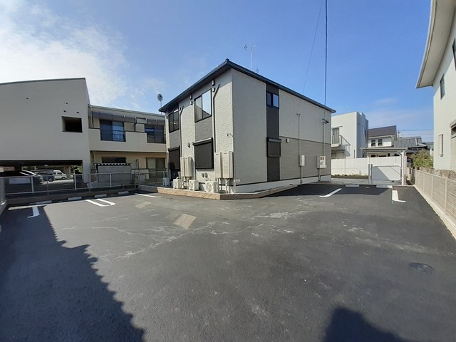 14/20 駐車場