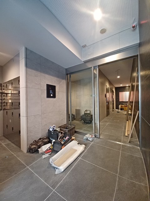 14/20 エントランス