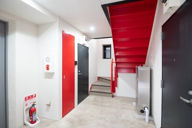 22/24 エントランス