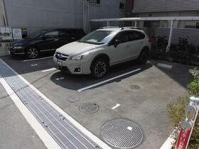 16/16 駐車場