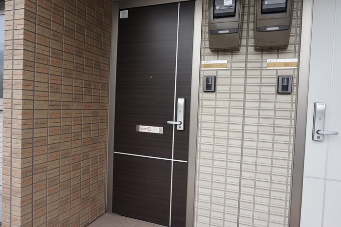 17/28 エントランス