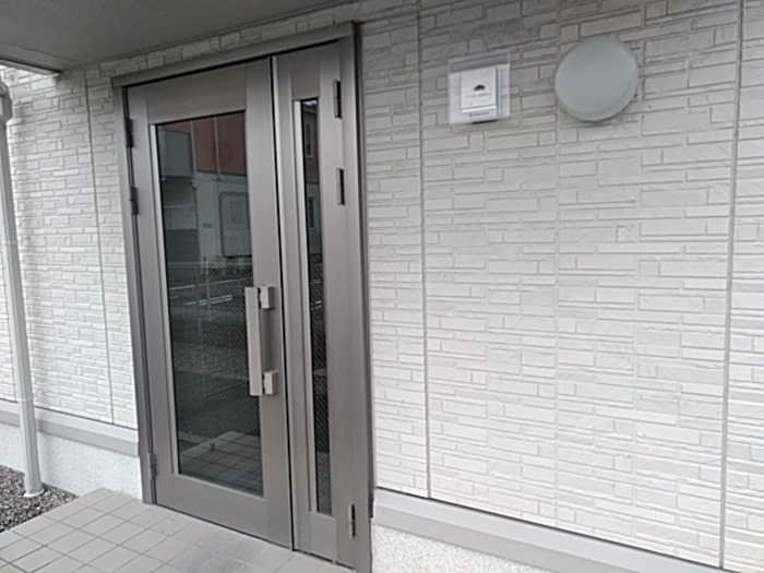 19/22 エントランス