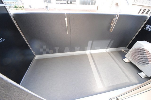 20/30 バルコニー