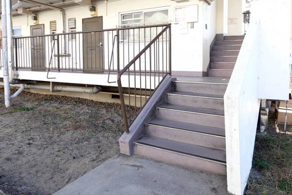 15/16 エントランス