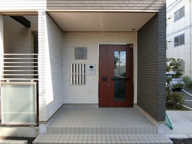 2/5 エントランス