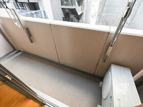 13/16 バルコニー