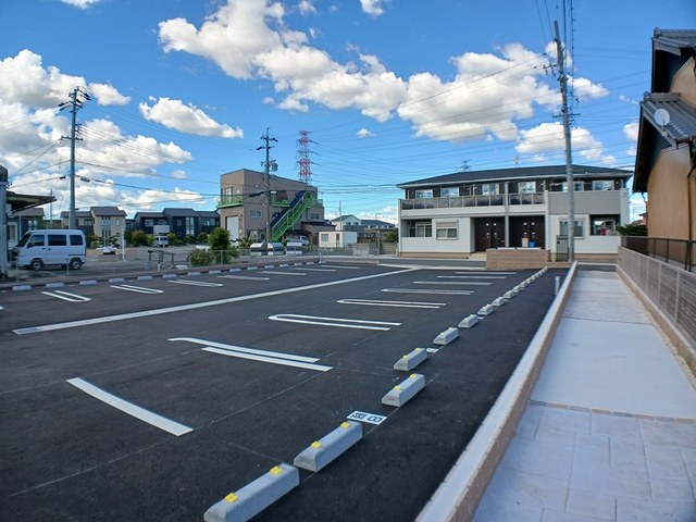 2/8 駐車場