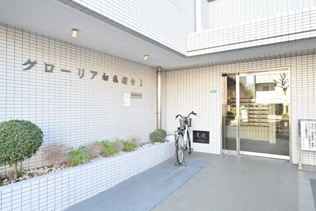 20/30 エントランス