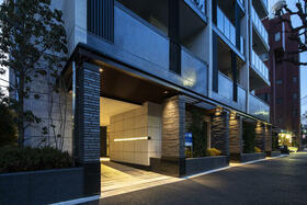 15/16 エントランス