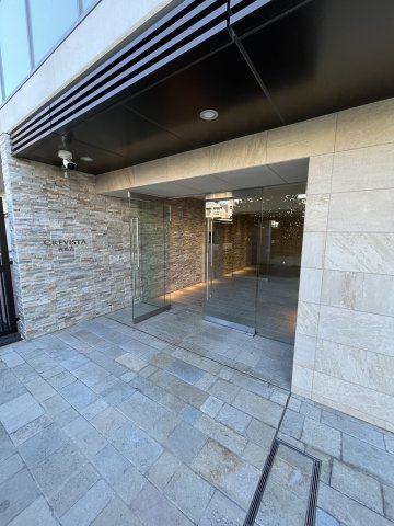 19/26 エントランス