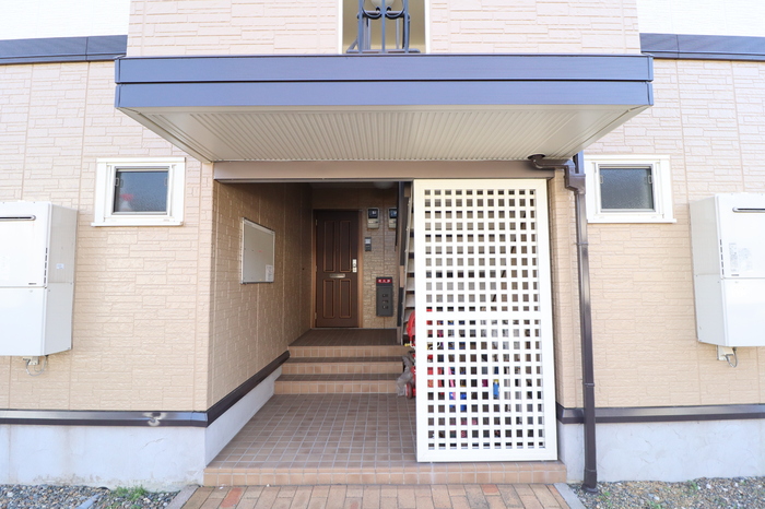 19/28 エントランス