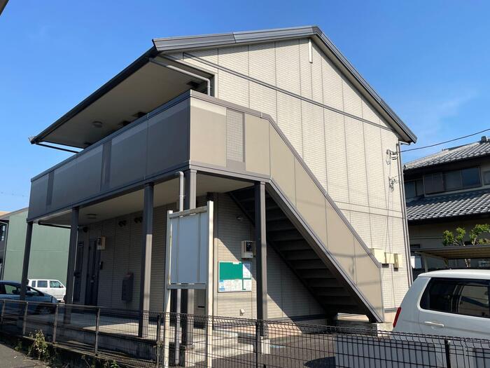 19/23 エントランス