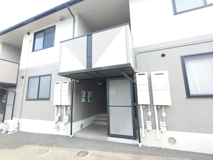 18/21 エントランス