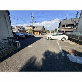 10/10 駐車場