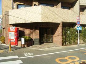 14/14 エントランス