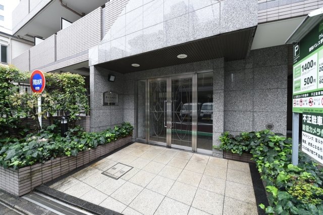 2/8 エントランス