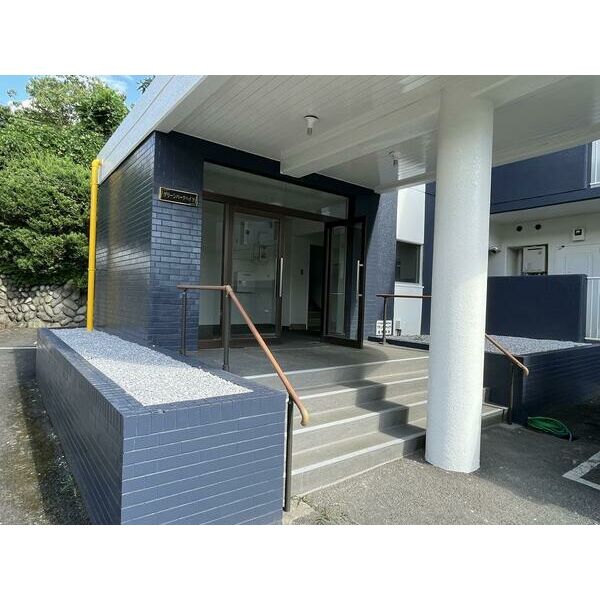 14/14 エントランス