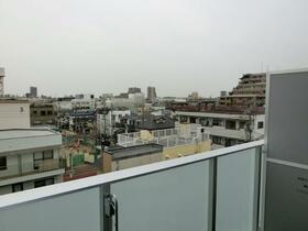 13/16 バルコニー