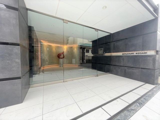 20/28 エントランス