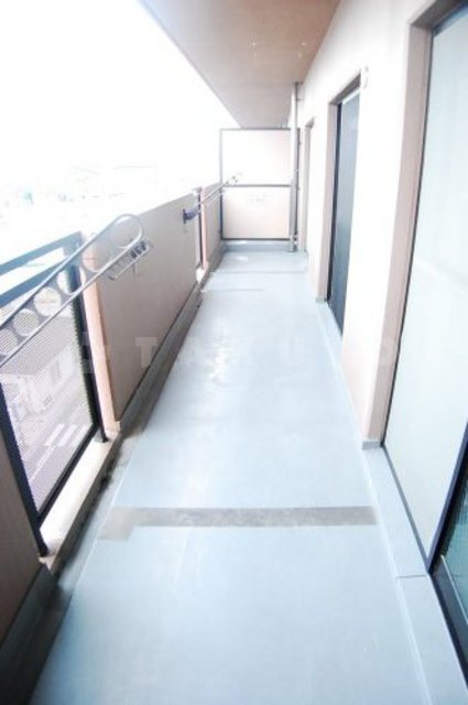 14/23 バルコニー