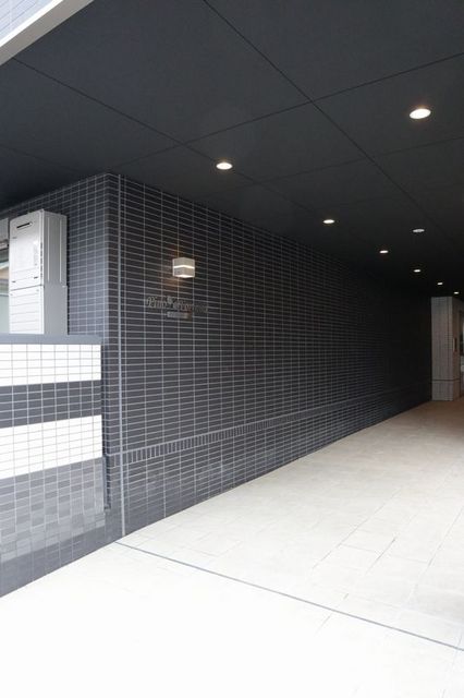 14/20 エントランス