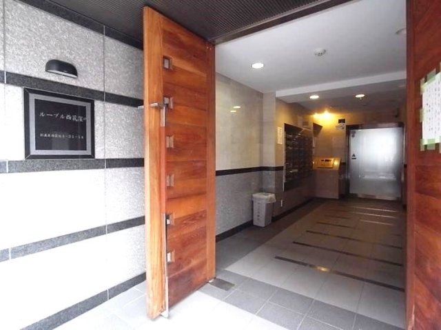 9/11 エントランス