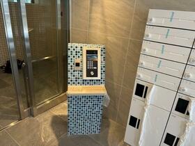 2/2 エントランス