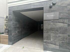 16/16 エントランス