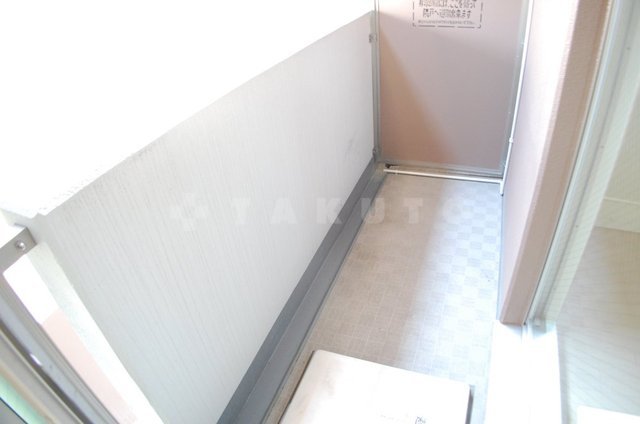 25/30 バルコニー