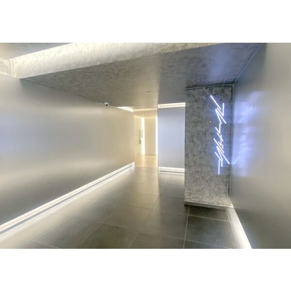 15/16 エントランス