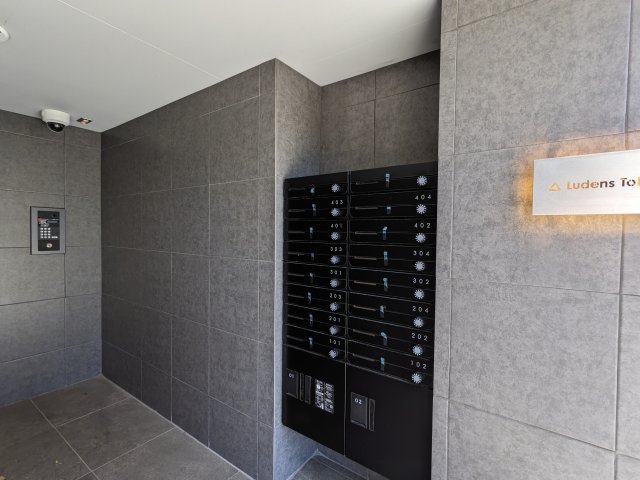 15/25 エントランス