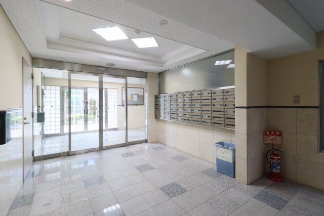 19/22 エントランス