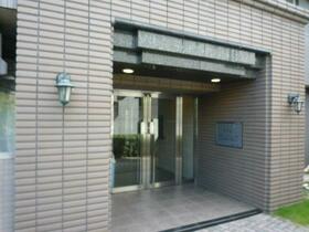 2/2 エントランス