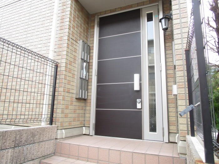 2/2 エントランス