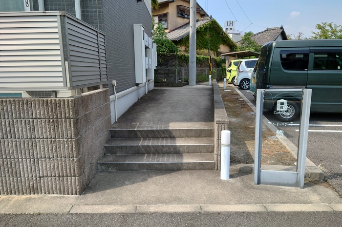 17/18 エントランス