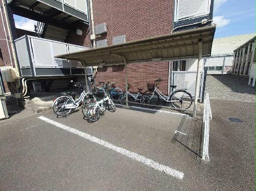 14/17 駐車場