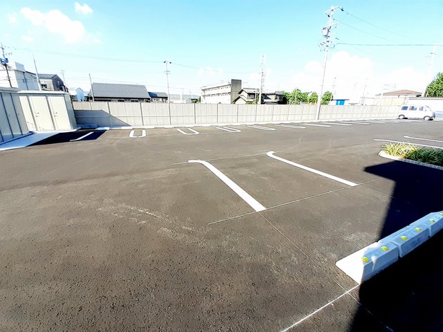 14/20 駐車場