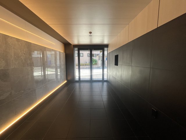 2/8 エントランス