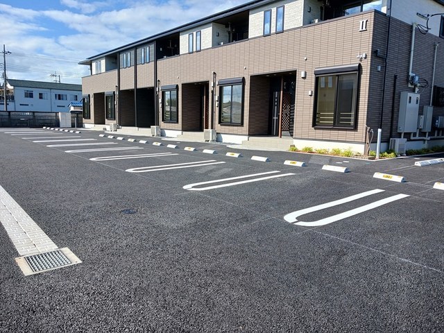 14/20 駐車場